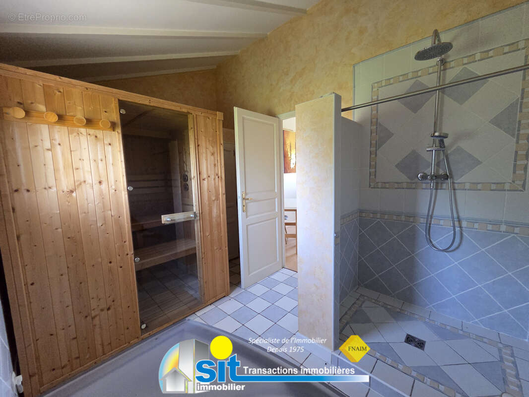 Villa 136 m2   3 chambres   Piscine   Sous-sol complet   Cheyssieu - photo 16