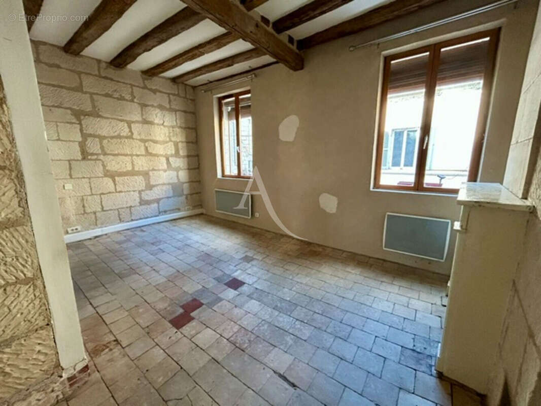 Maison à MONTRICHARD