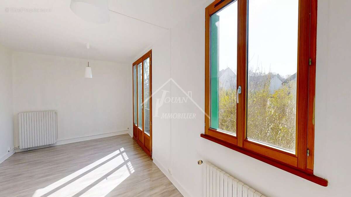 Maison à BOURBON-L'ARCHAMBAULT