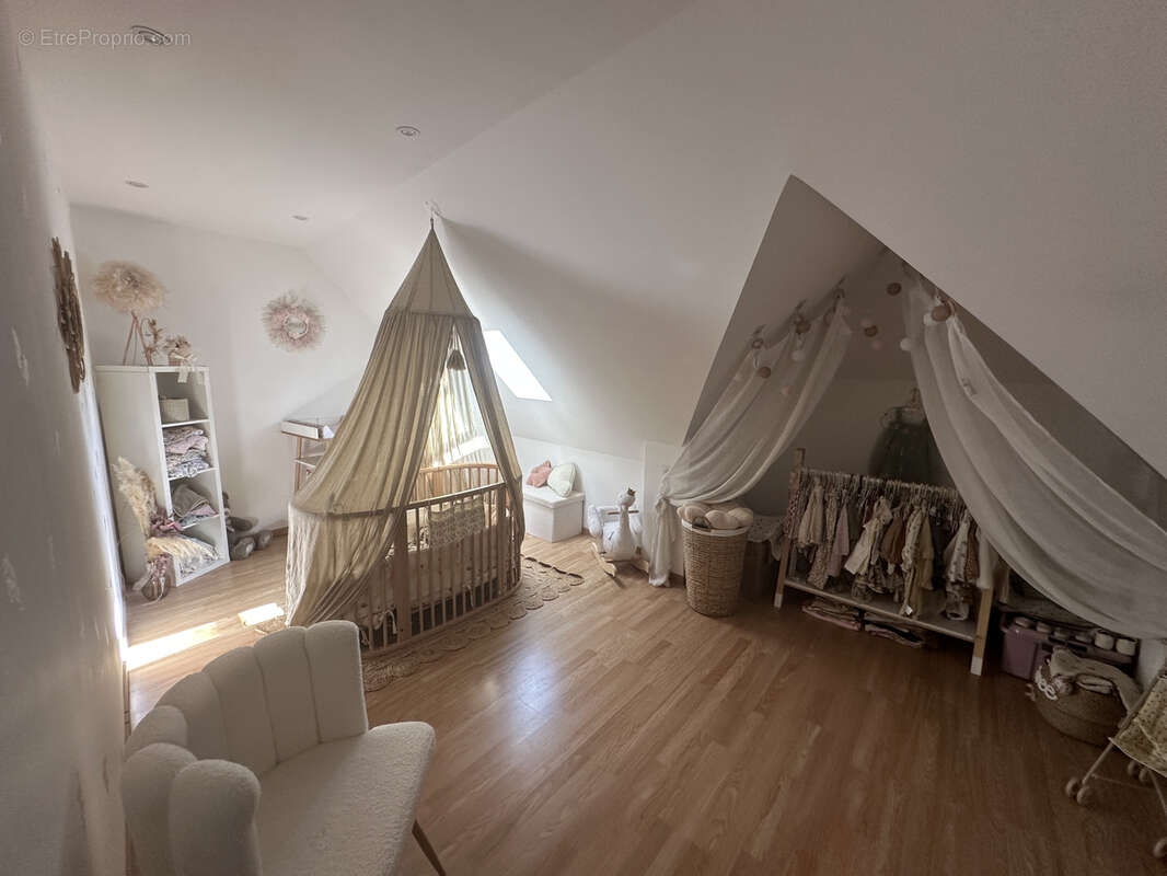 Maison à DOUCHY-LES-MINES