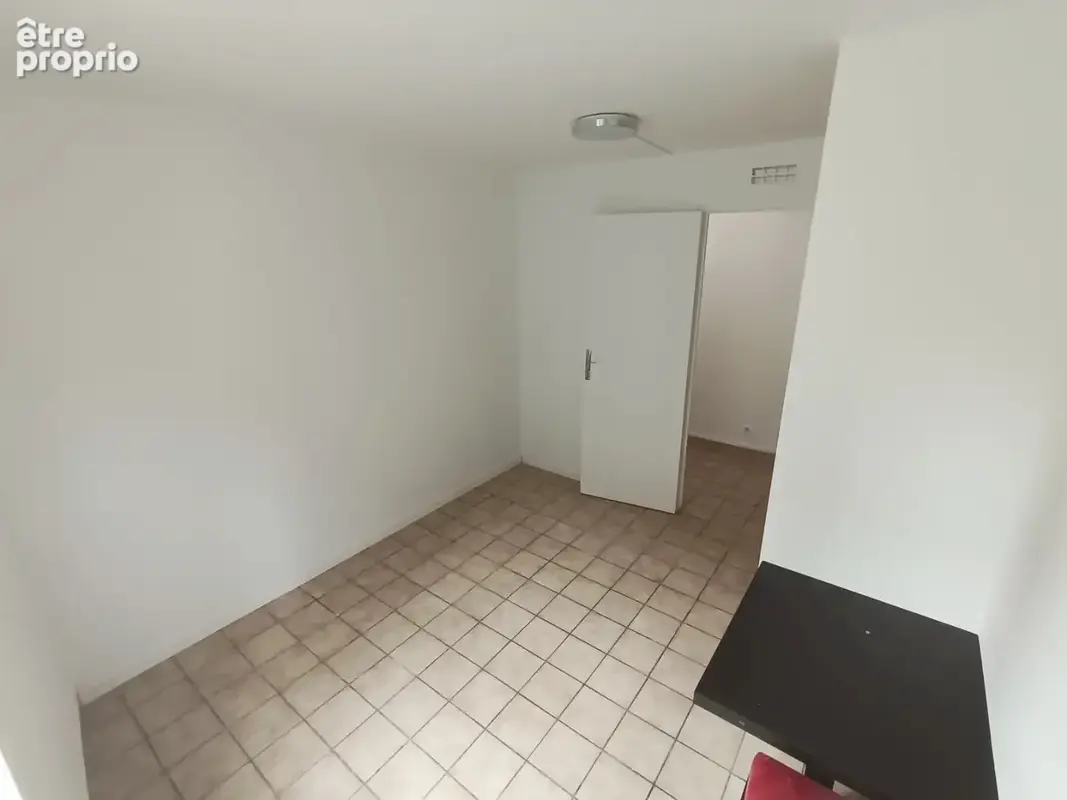 T3, 45 m² avec parking au cœur de St Leu Amiens - photo 3