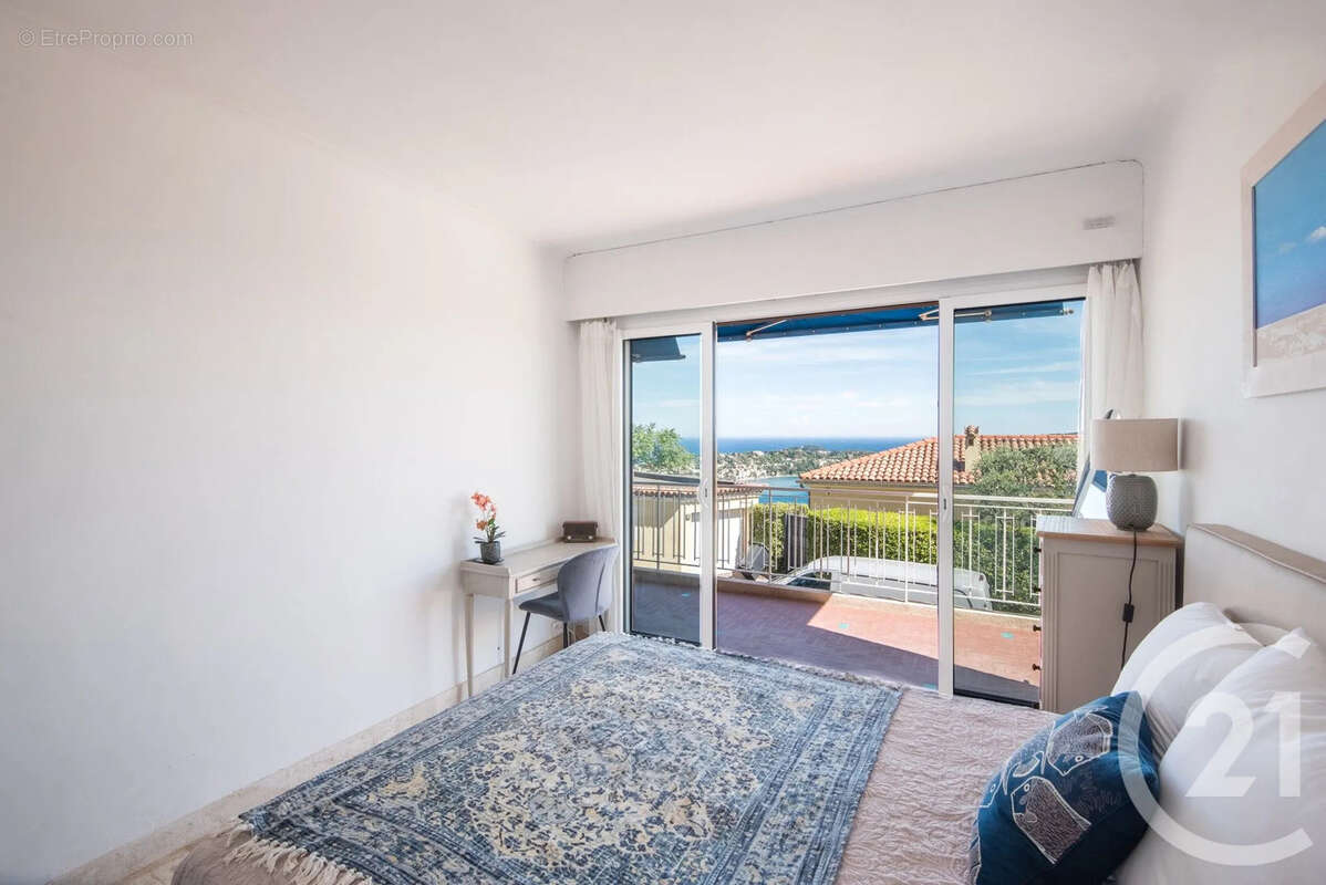 Appartement à VILLEFRANCHE-SUR-MER