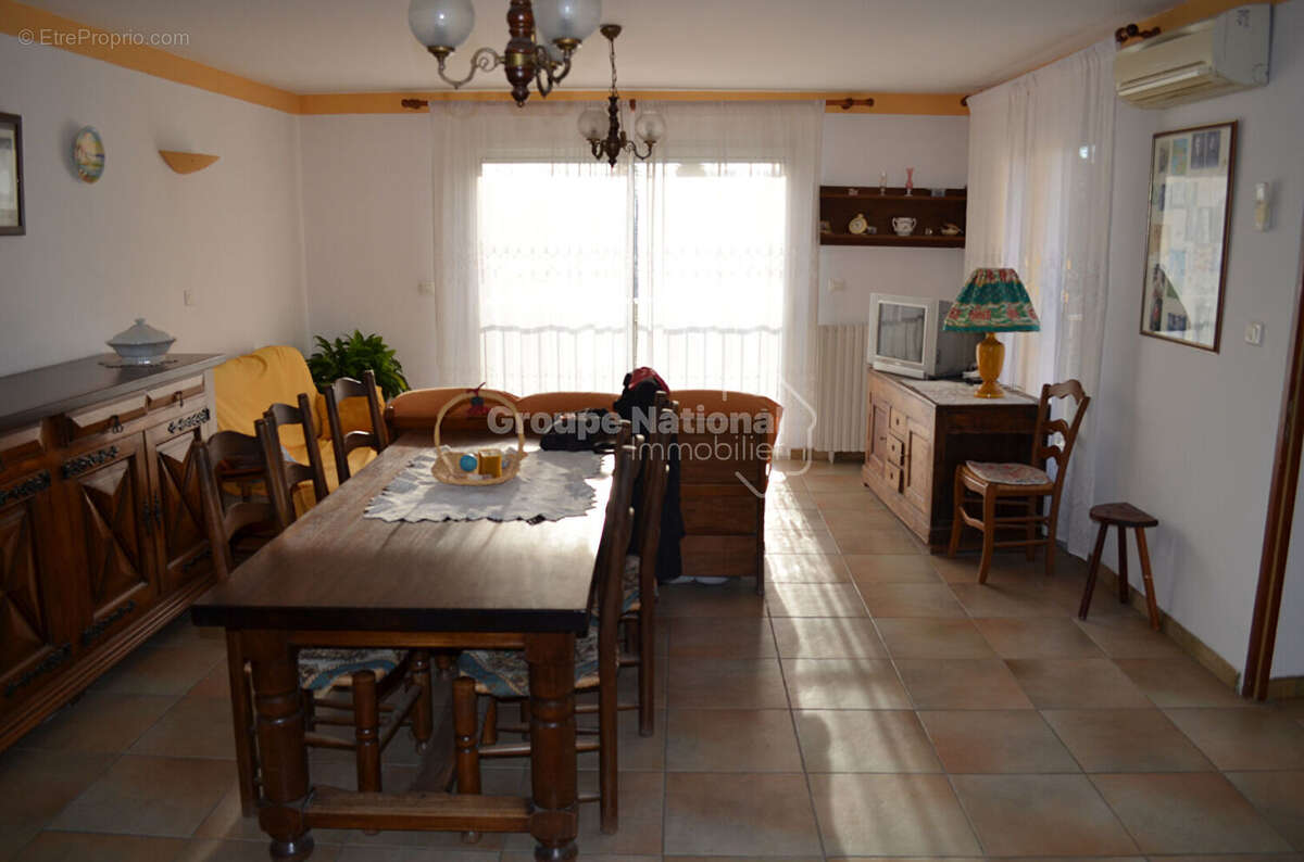 Maison à JONQUIERES