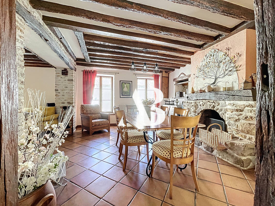 Maison à BREAU