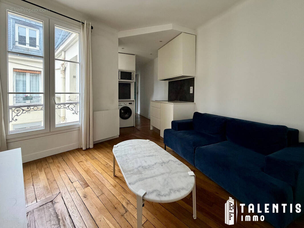 Appartement à PARIS-18E