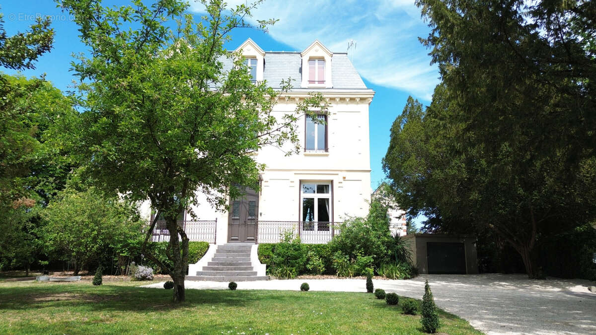 Maison à POUGUES-LES-EAUX