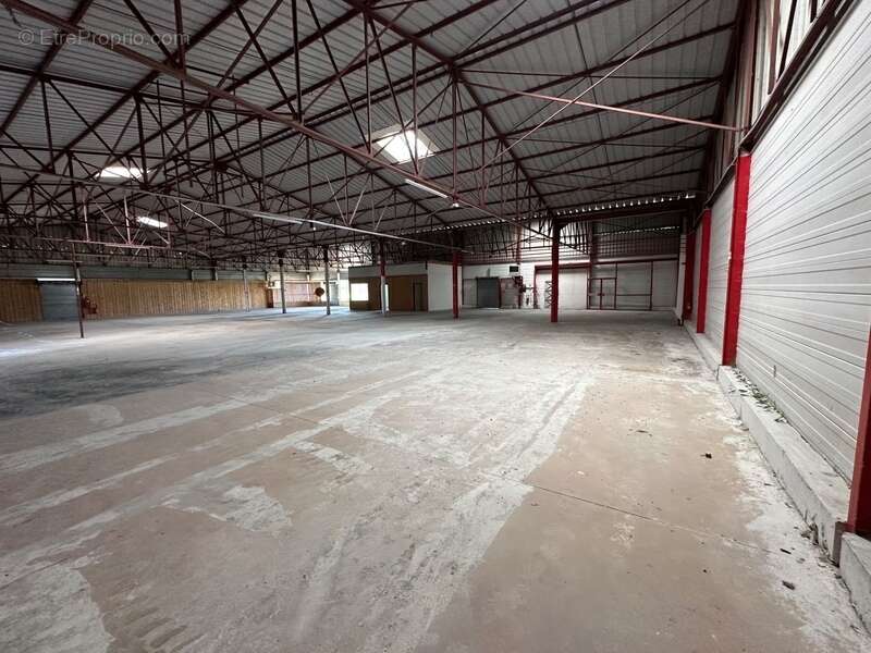 Commerce à VITRY-EN-CHAROLLAIS