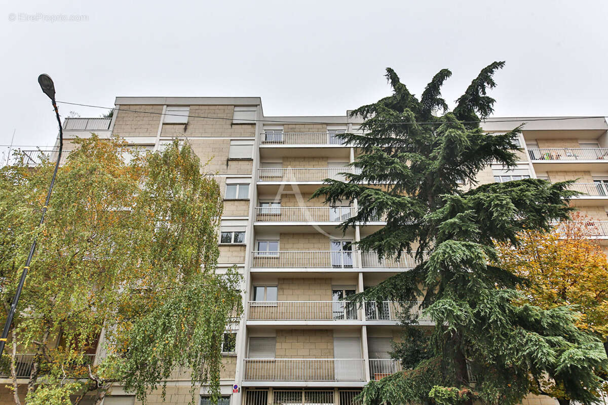 Appartement à AUBERVILLIERS