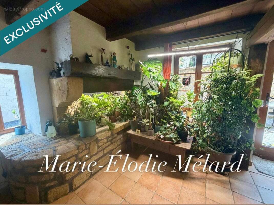 Maison 236 m² à Allondrelle-La-Malmaison  - photo 4