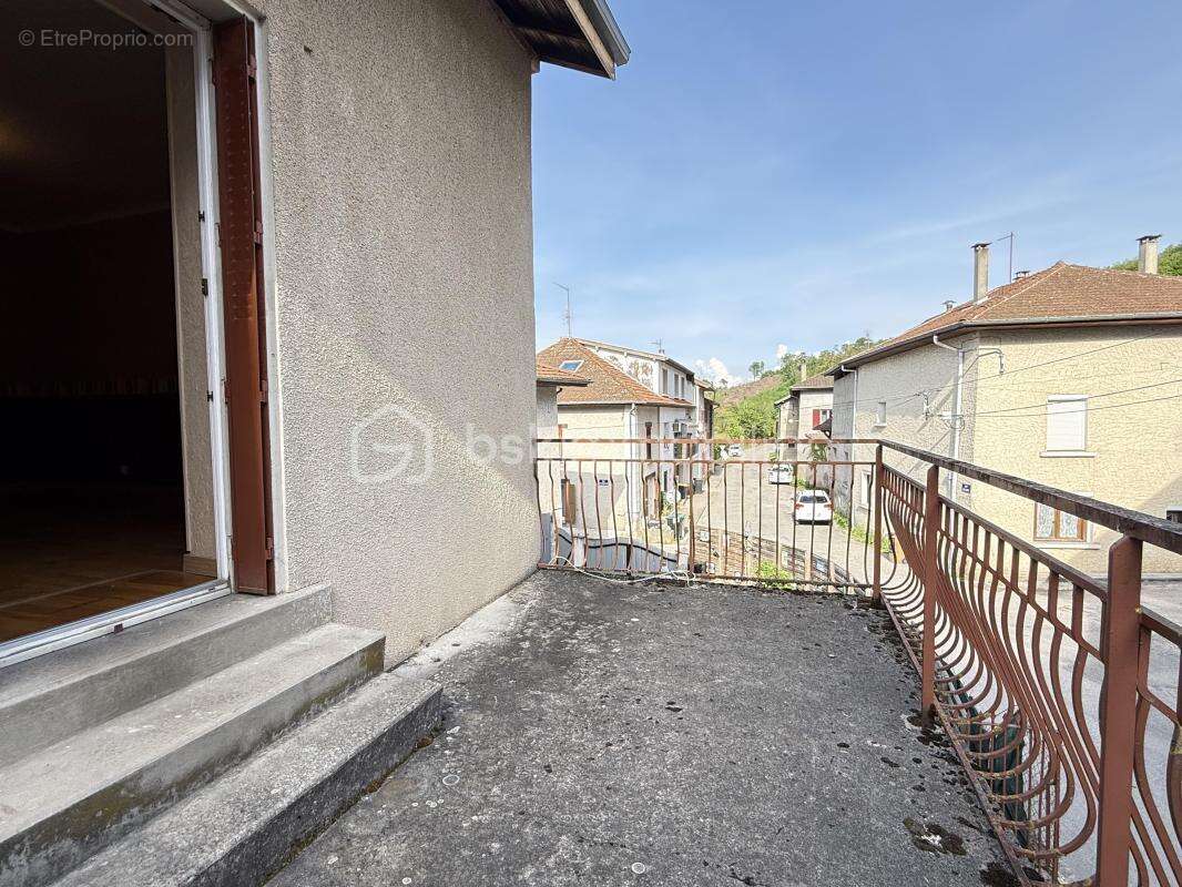 Maison à IZEAUX