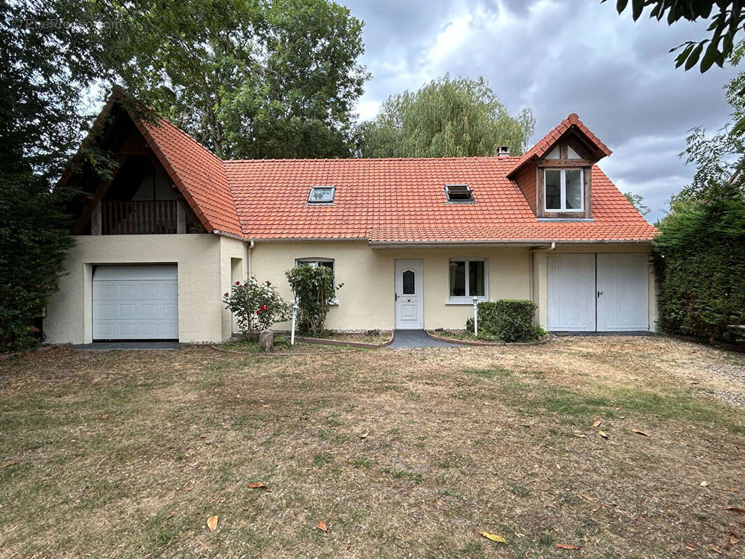 Pavillon 4 pièces - 3 chambres - 2 garages - jardin - Domvast - photo 2