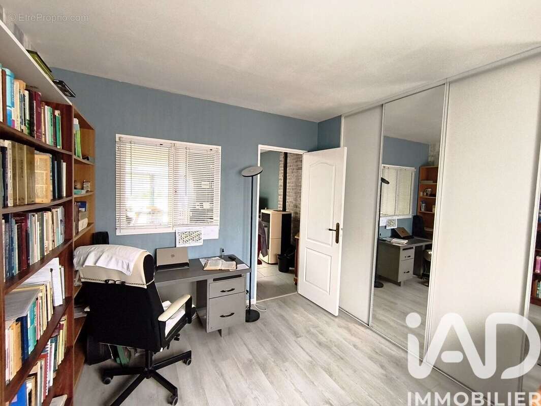 Photo 9 - Maison à CHATENAY-SUR-SEINE