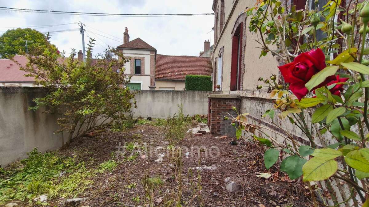 Maison à SEZANNE