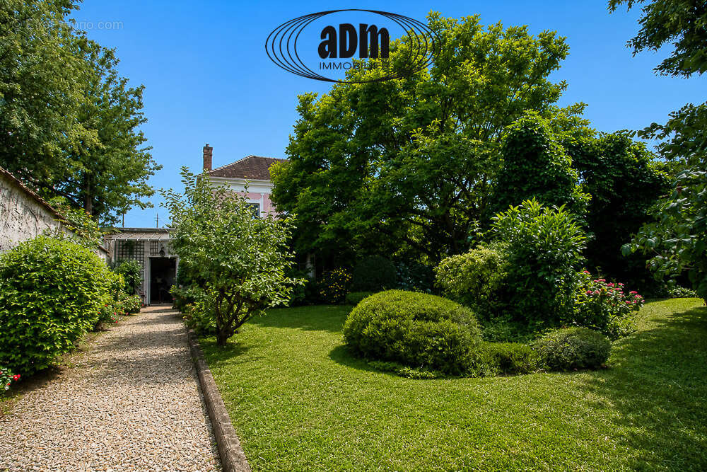 Maison à LA FERTE-SOUS-JOUARRE