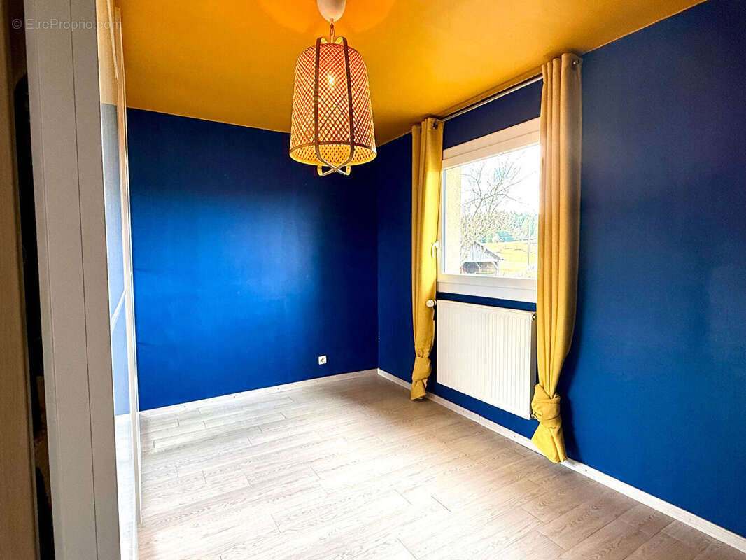 Maison à LA LONGEVILLE