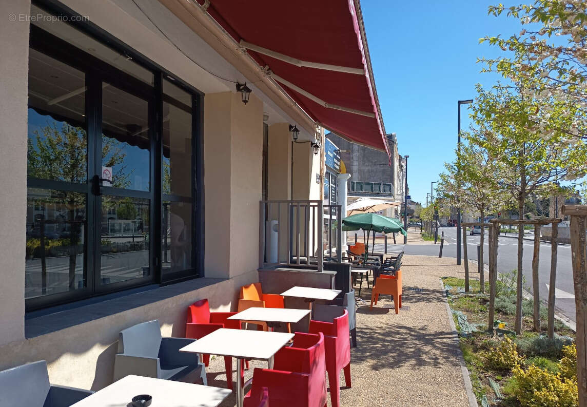 Commerce à PERIGUEUX