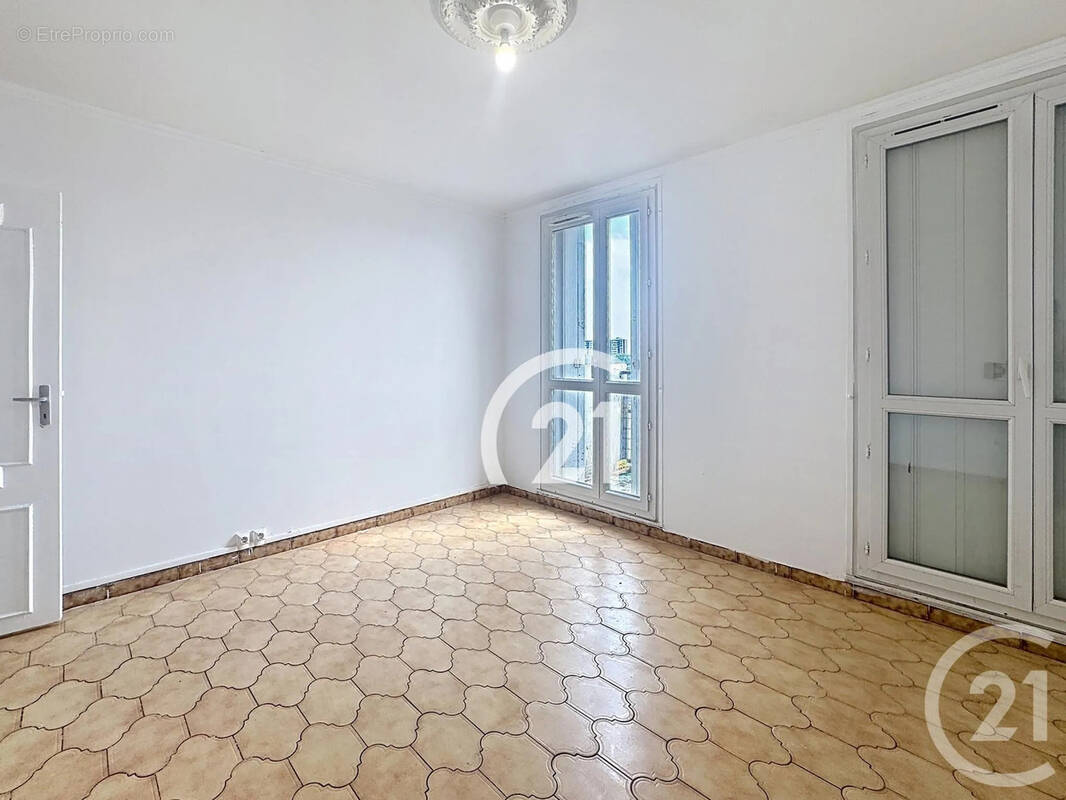 Appartement à GARGES-LES-GONESSE