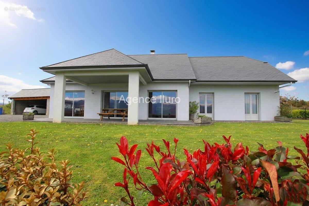 2 - Maison à LANNE-EN-BARETOUS