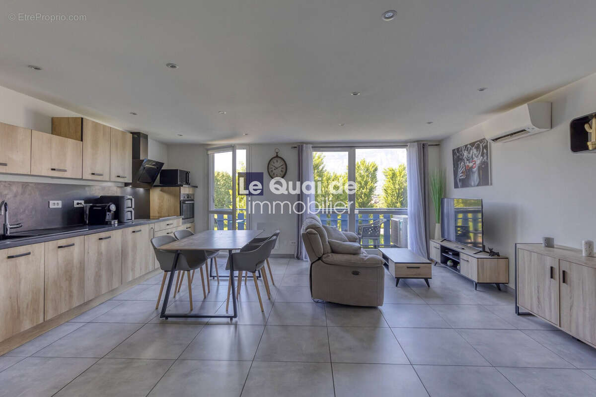 Appartement à VILLARD-BONNOT
