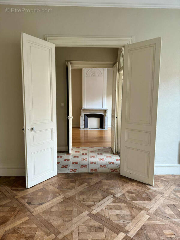 Appartement à CARCASSONNE