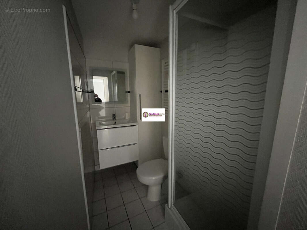 Maison à LE MELE-SUR-SARTHE