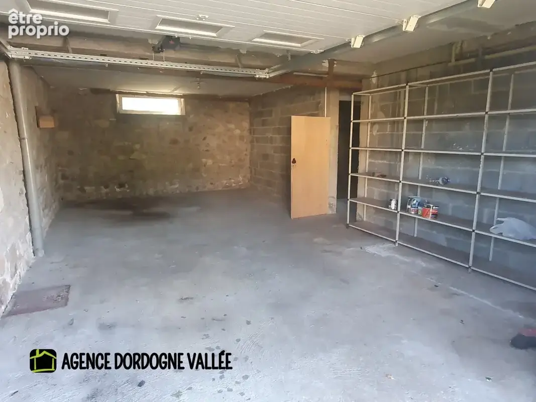 Agréable maison de bourg excellent état général - photo 14