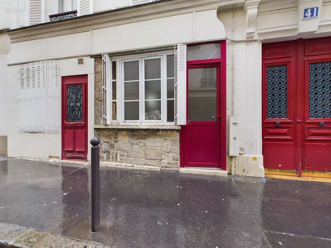 Appartement à PARIS-17E