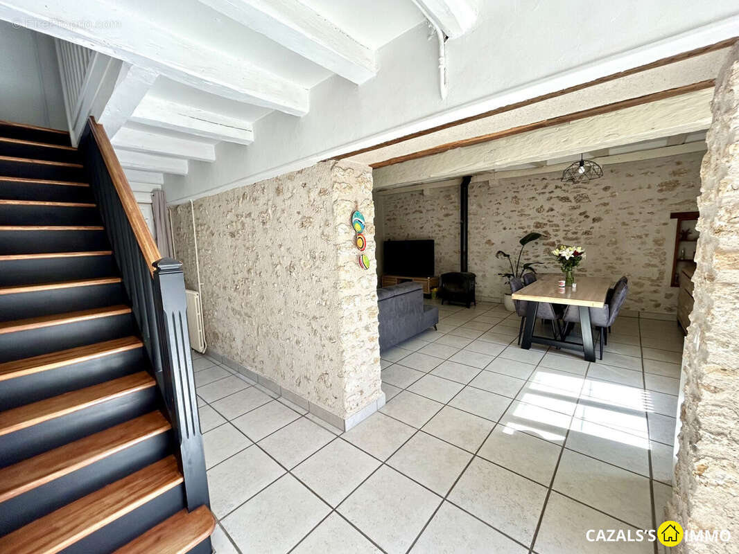 Maison 105 m² à Cely  - photo 6