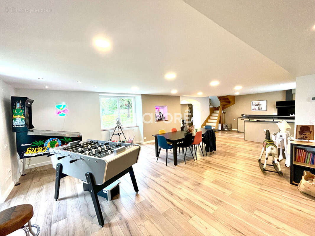 Maison à RIEUPEYROUX