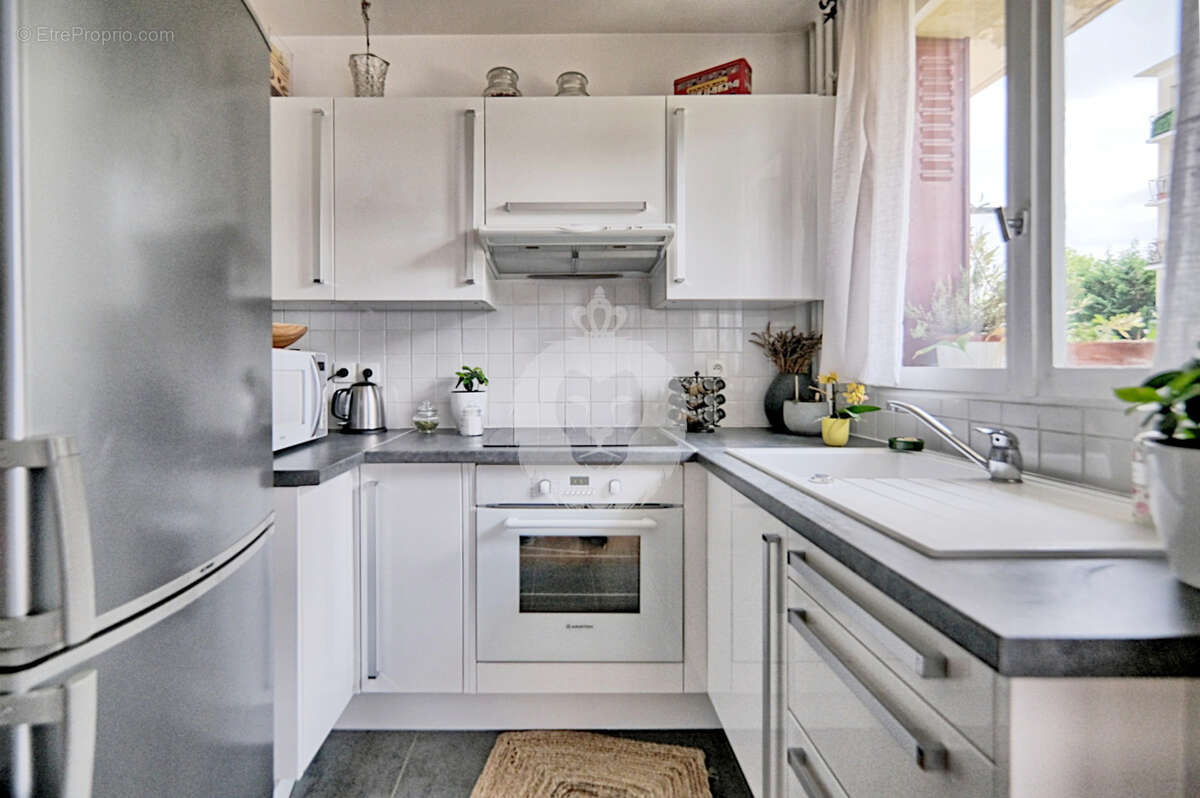 Appartement à SAINT-MAUR-DES-FOSSES