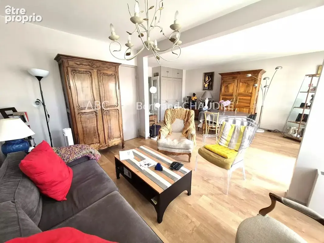 Appartement lumineux t4 avec parking et cave - photo 5