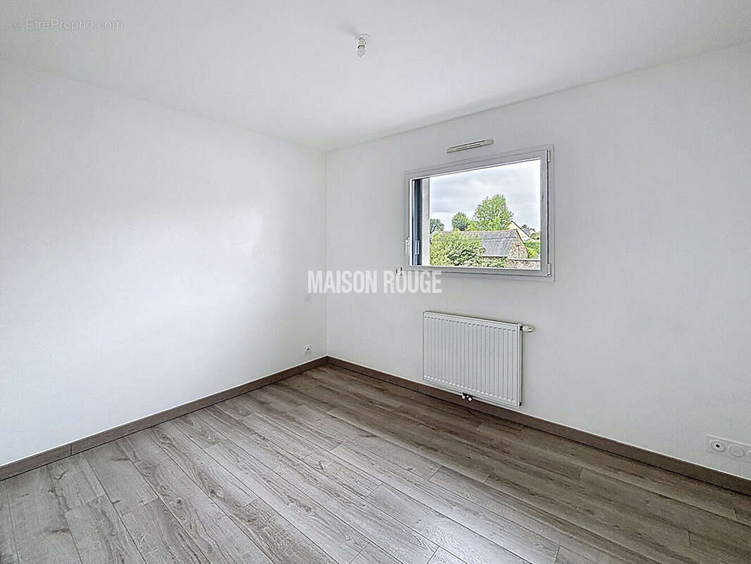 Maison à PLOUER-SUR-RANCE