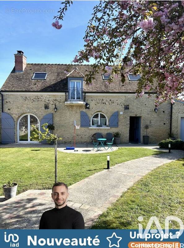 Photo 1 - Maison à HOUDAN