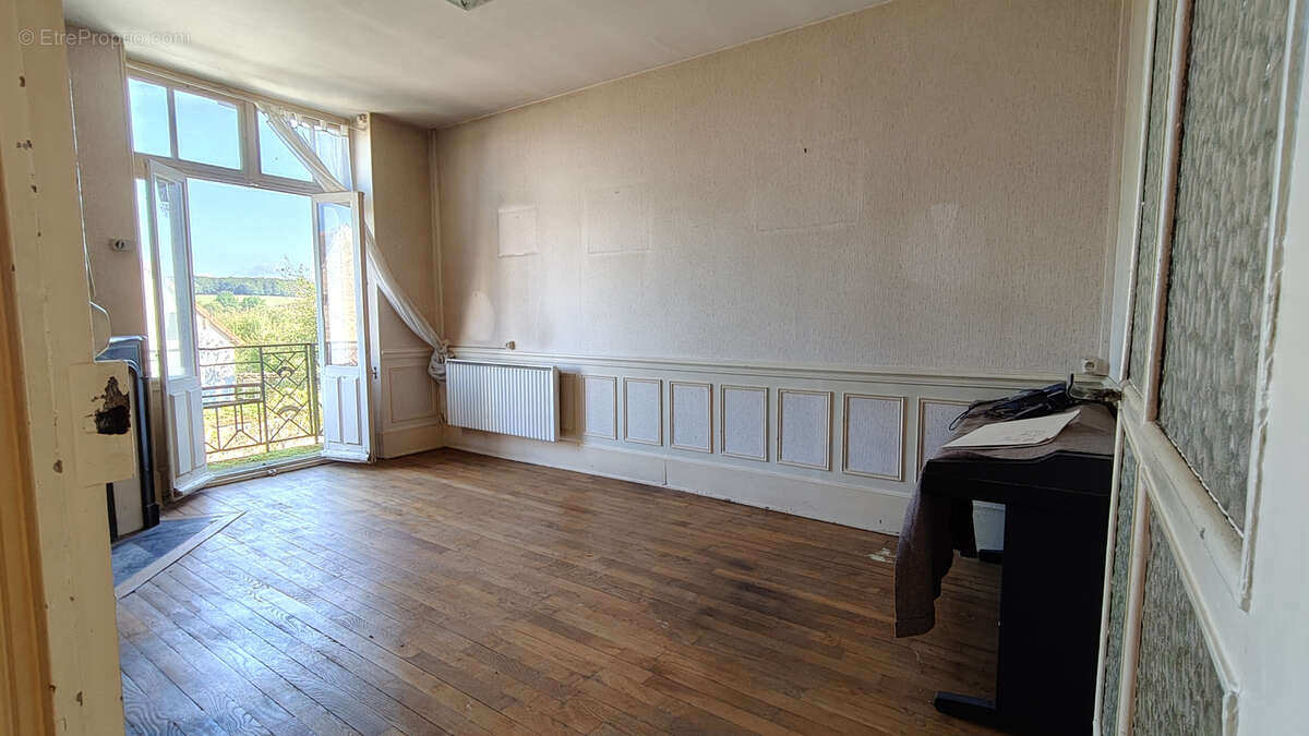 Maison à ARNAY-LE-DUC