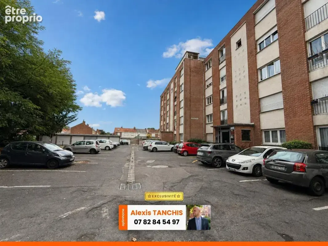 Saint-André-lez-Lille – T3 lumineux 2 chambres avec parking collectif et cave - photo 1