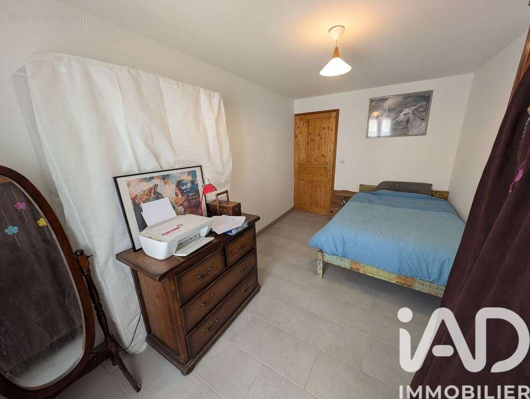 Maison 87 m² à Montseret  - photo 5