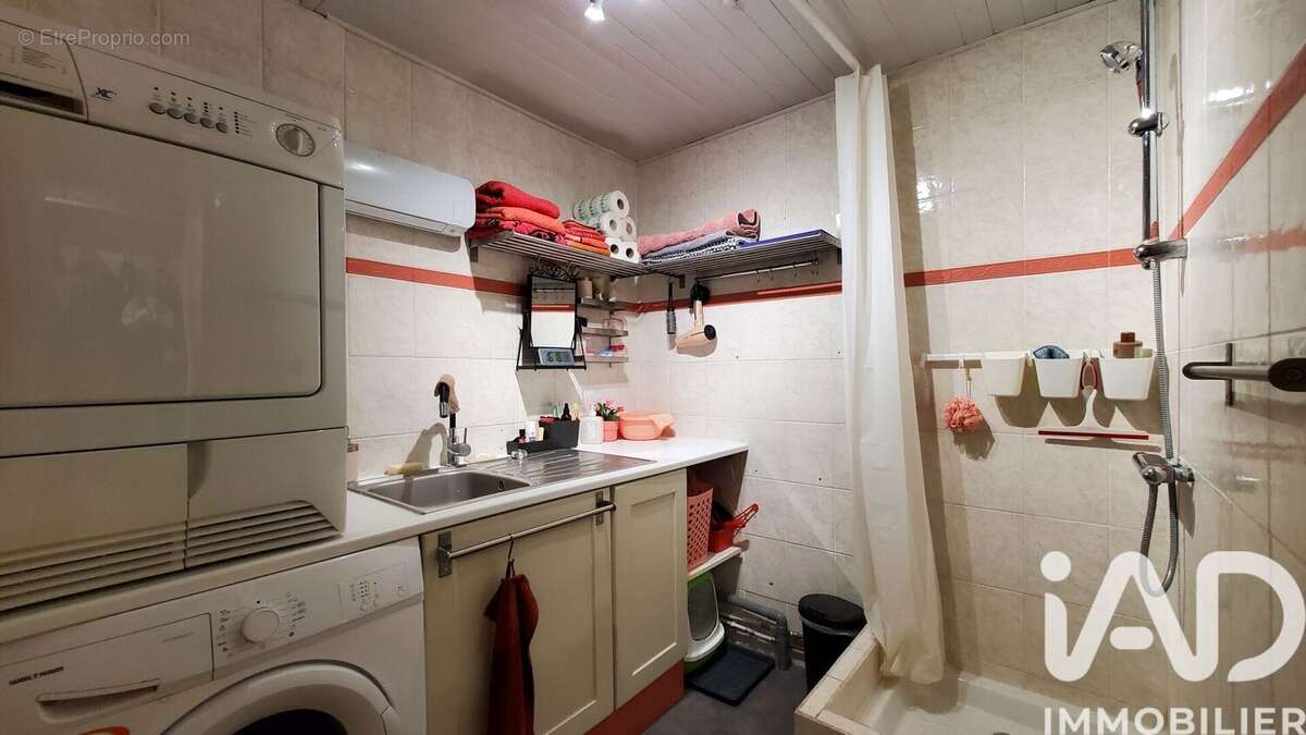 Maison 110 m² à Rencurel  - photo 8