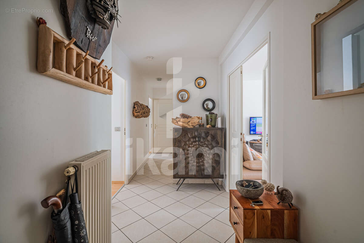 Appartement T4 rez-de-jardin VOIRON - photo 8