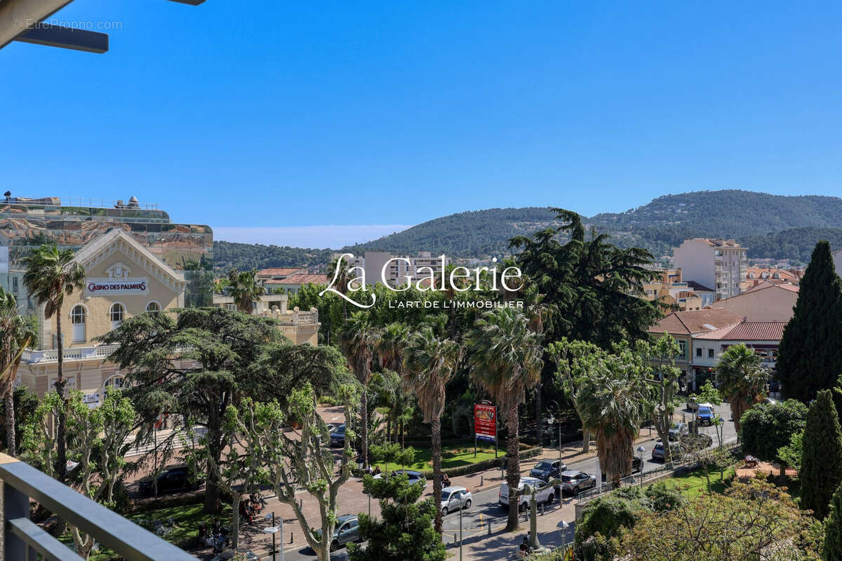 Appartement à HYERES