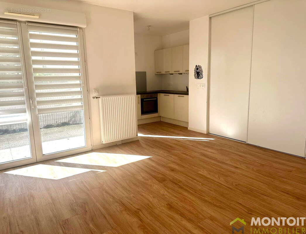 Appartement à THIAIS