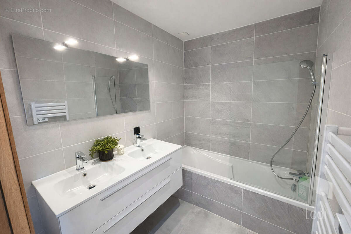Appartement à MONTELIMAR