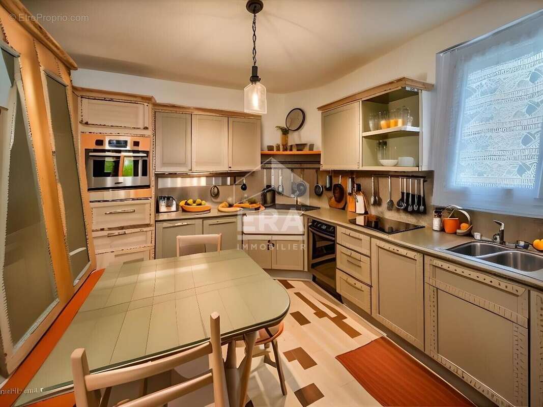 Maison à NEUILLY-SUR-MARNE