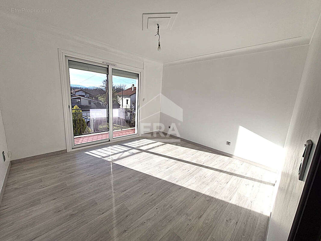 Maison à VIC-EN-BIGORRE
