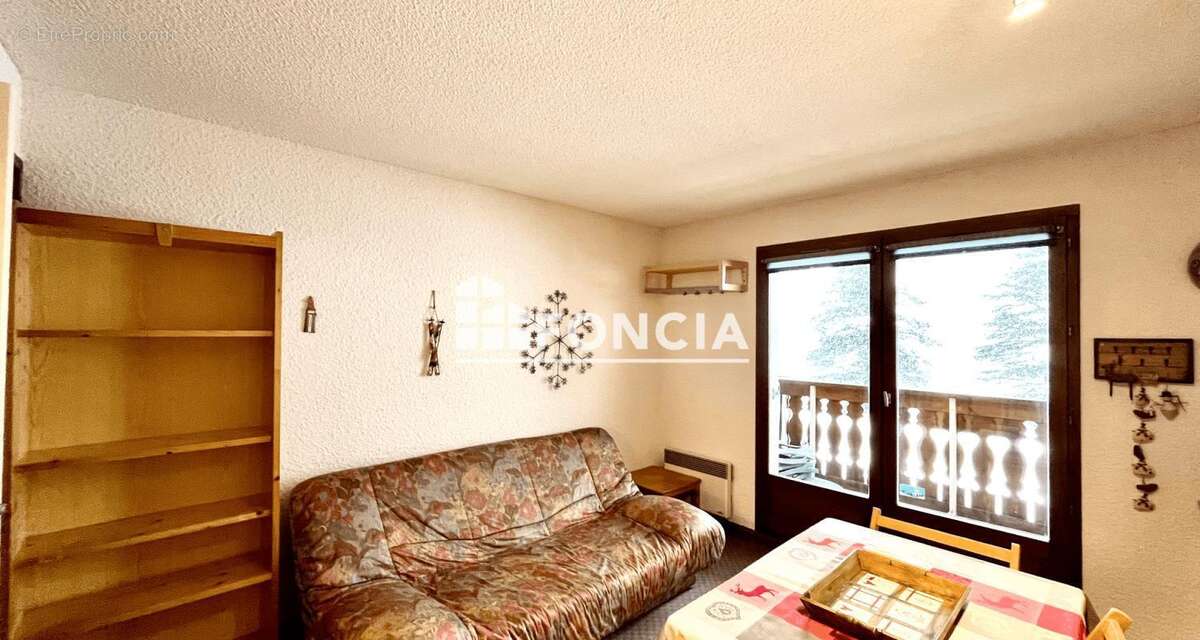 Appartement à LA MORTE