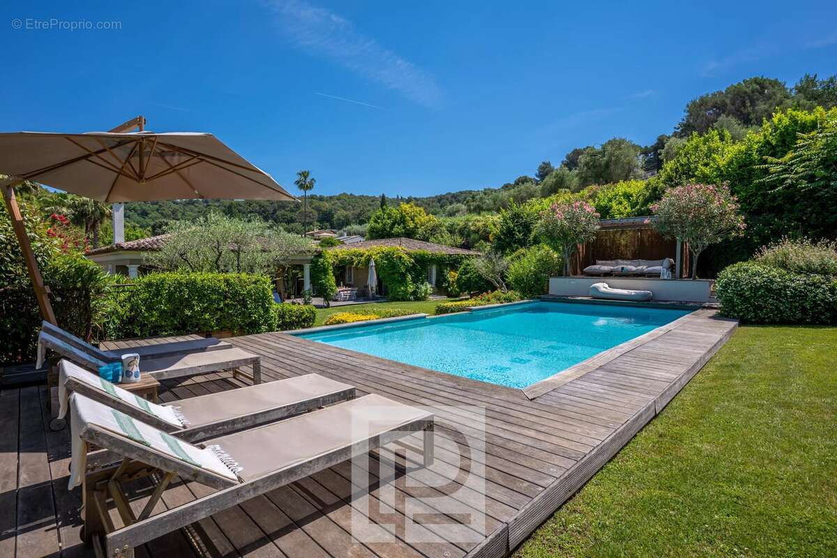 Villa provençale de charme – volumes généreux & domaine sécurisé - photo 3