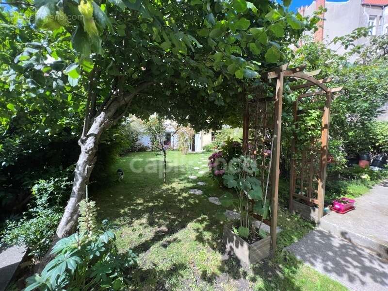 Maison à vendre 6 pièces BOULOGNE SUR MER - 4 chambres - jardin clos - véranda - photo 9