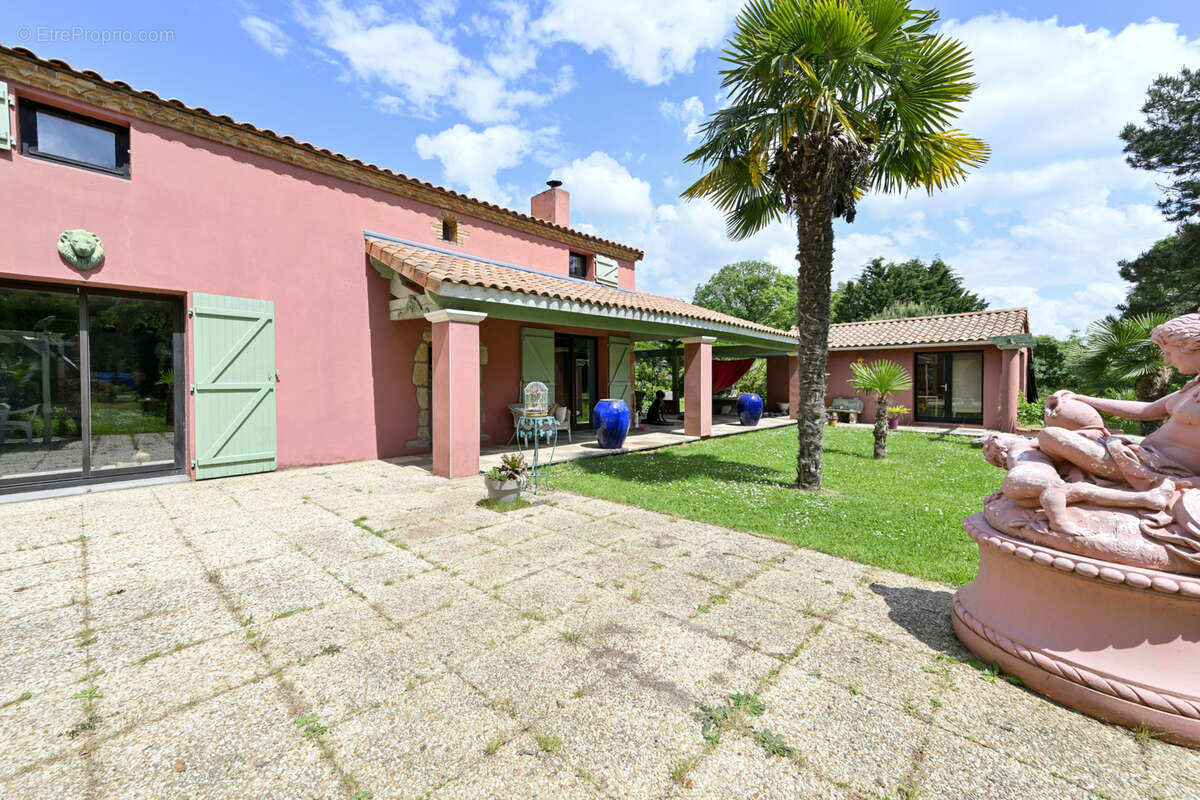 Maison à LE MAY-SUR-EVRE