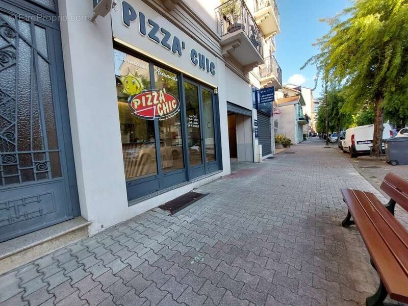 Commerce à AIX-LES-BAINS