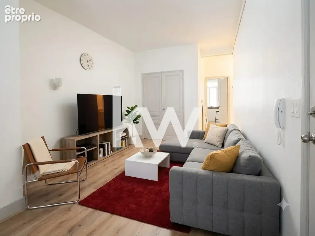 Appartement 115 m² à Saint-Etienne  - photo 3