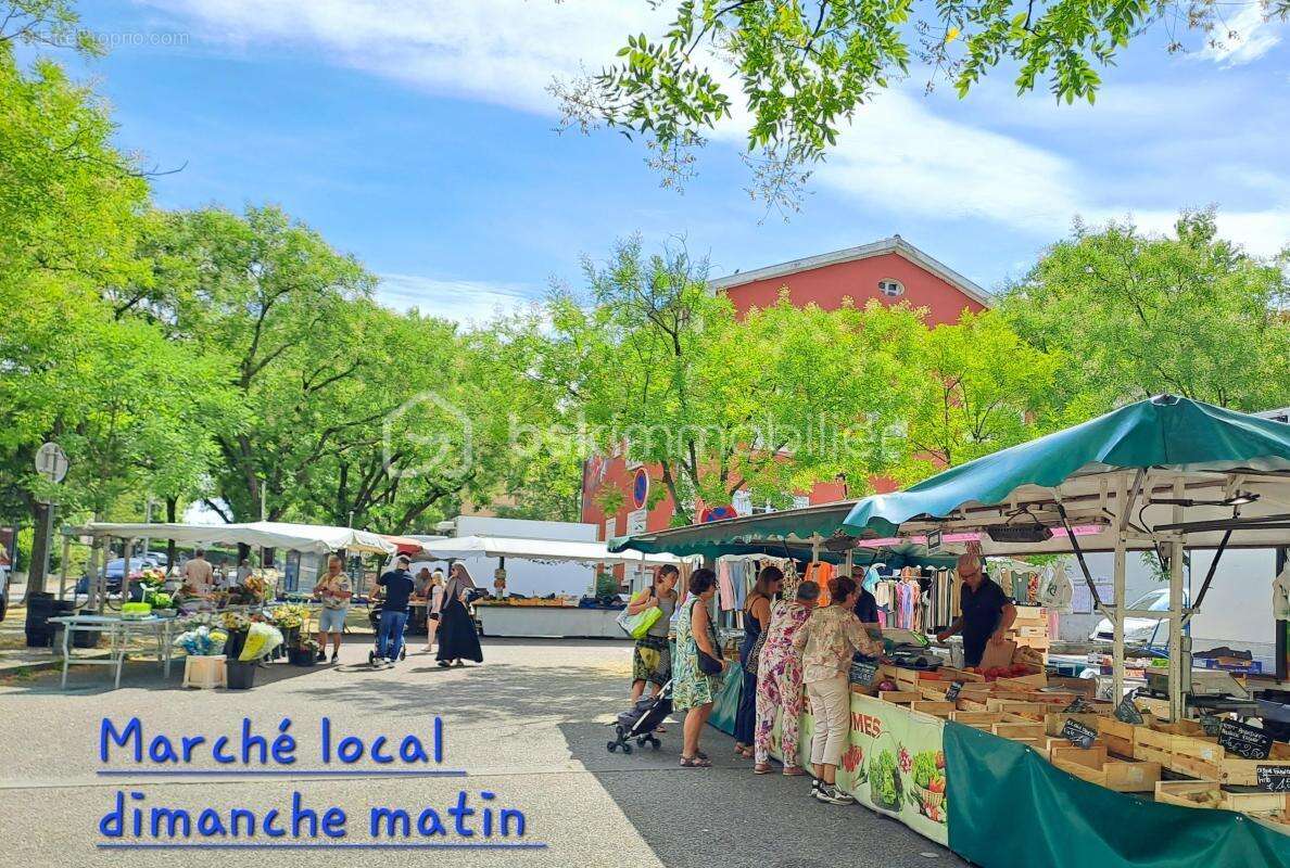 Appartement à DECINES-CHARPIEU